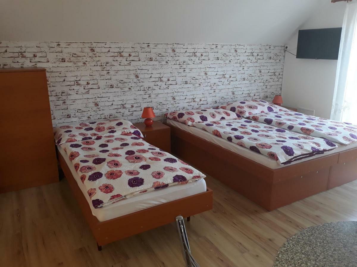 Apartmany Boss Liptovský Mikuláš エクステリア 写真